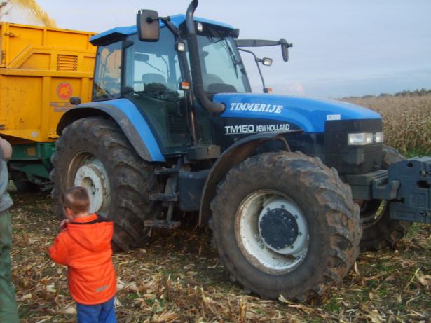 New Holland TM 150E